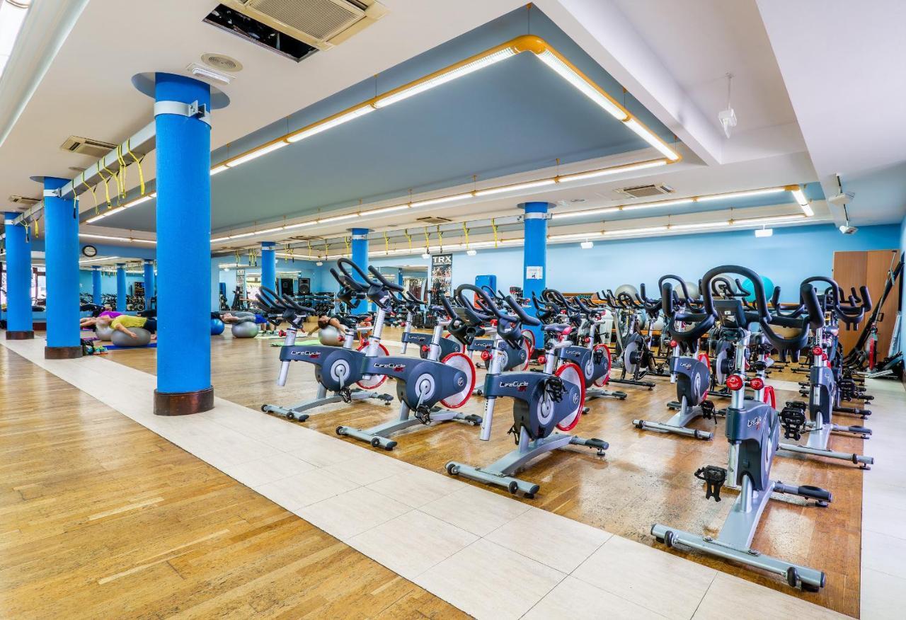 Red Volcano- Pool, Gym And Activities In Sport Center Fariones Included 卡门港 外观 照片